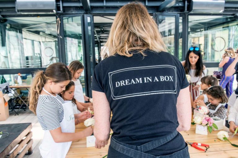 “Piccoli Dreamer crescono” flower lab per grandi e piccini al Baja