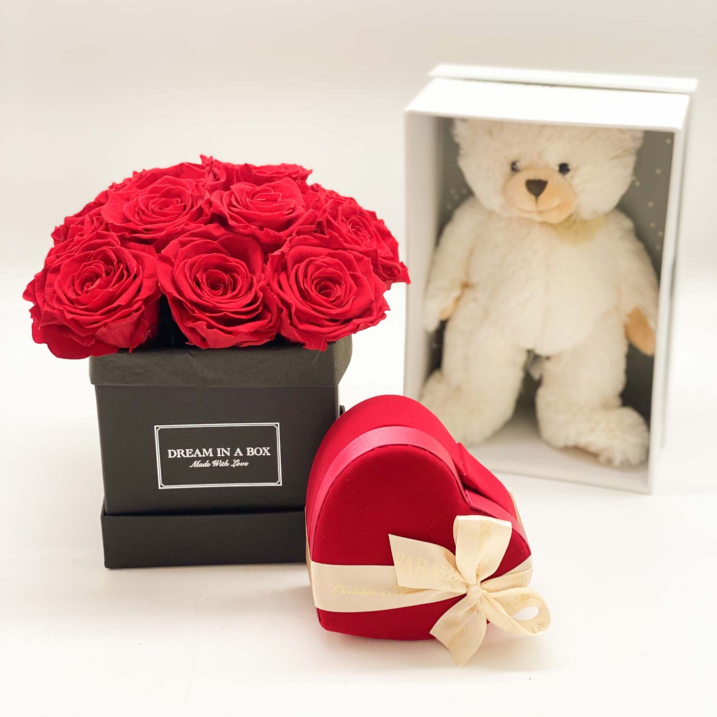 Pretty Dream San Valentino package con Orso Ted e pin a cuore