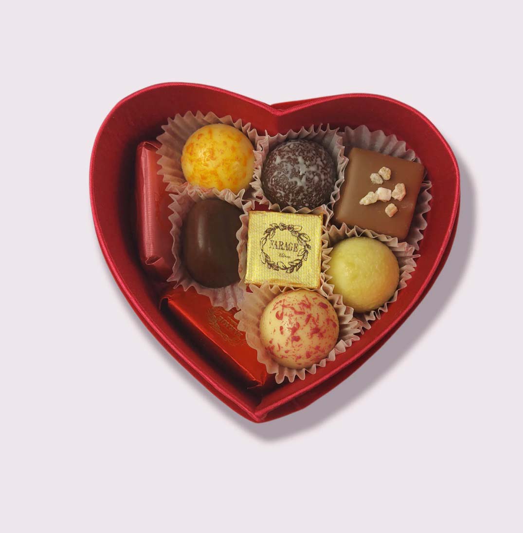 Mini Square Dream Special Package San Valentino Con Orso Ted e pin a forma  di cuore (rose stabilizzate)